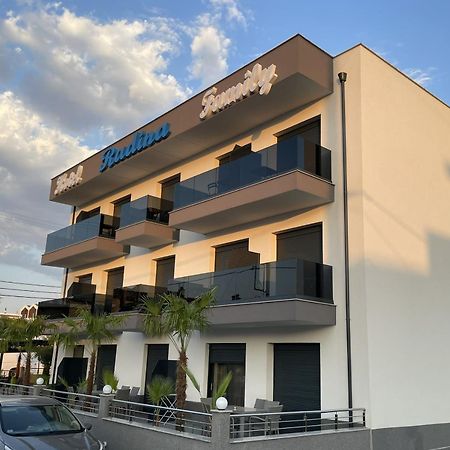 Aparthotel Radina Family Kallithea  Esterno foto