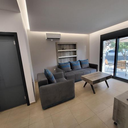 Aparthotel Radina Family Kallithea  Esterno foto